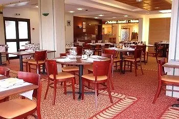 Hotel Brit Rennes 3*